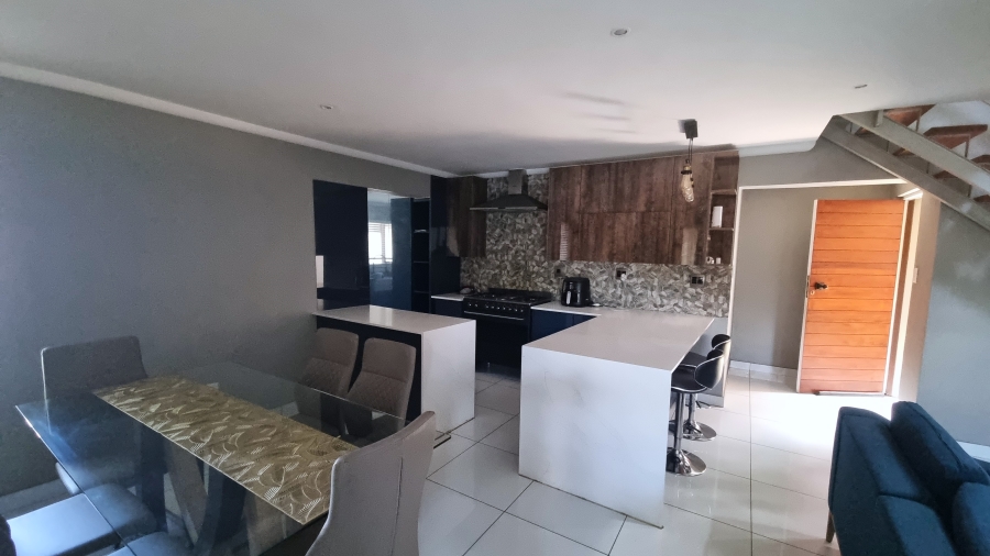4 Bedroom Property for Sale in Waterval East North West